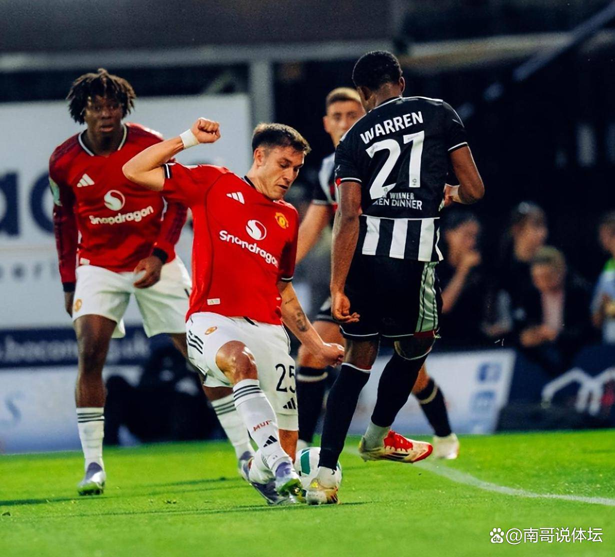 lol皮肤-包含里程碑夜曼联外线爆发，欧超杯关键时刻刷纪录，气氛紧张，球队文化再被提及的词条